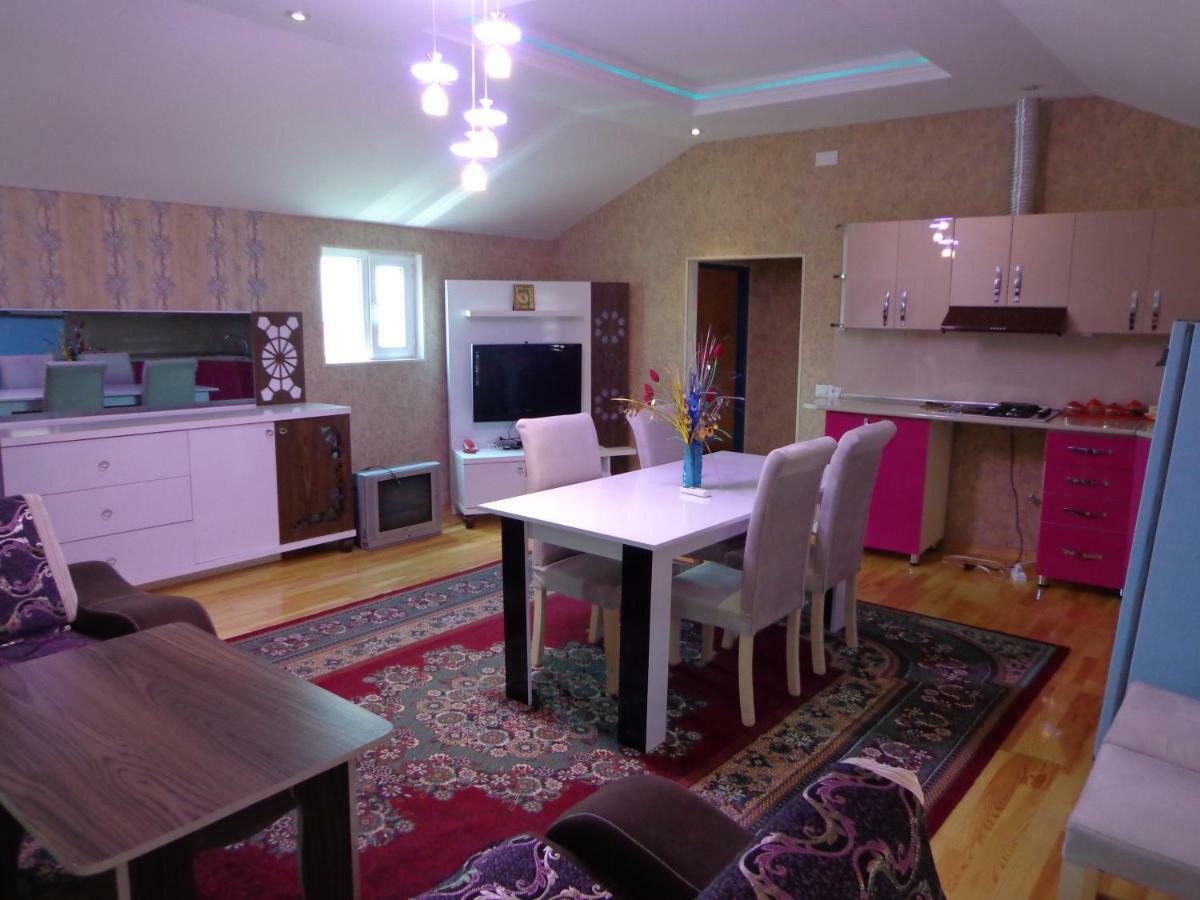 Şǝki Tubram S Ailəvi Qonaq Evi B&B 외부 사진